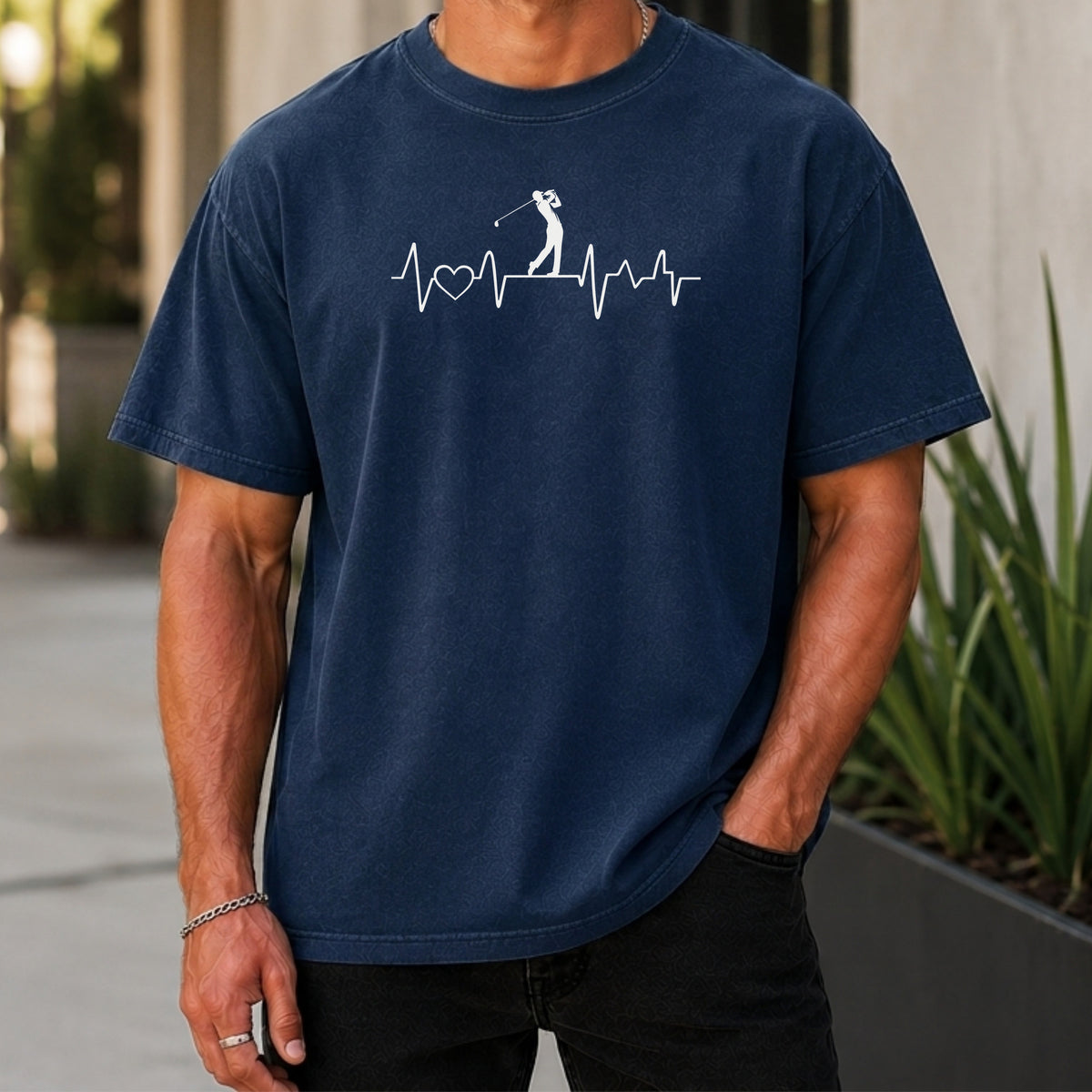 Golf Heartbeat Line Premium Tee worn, True Navy