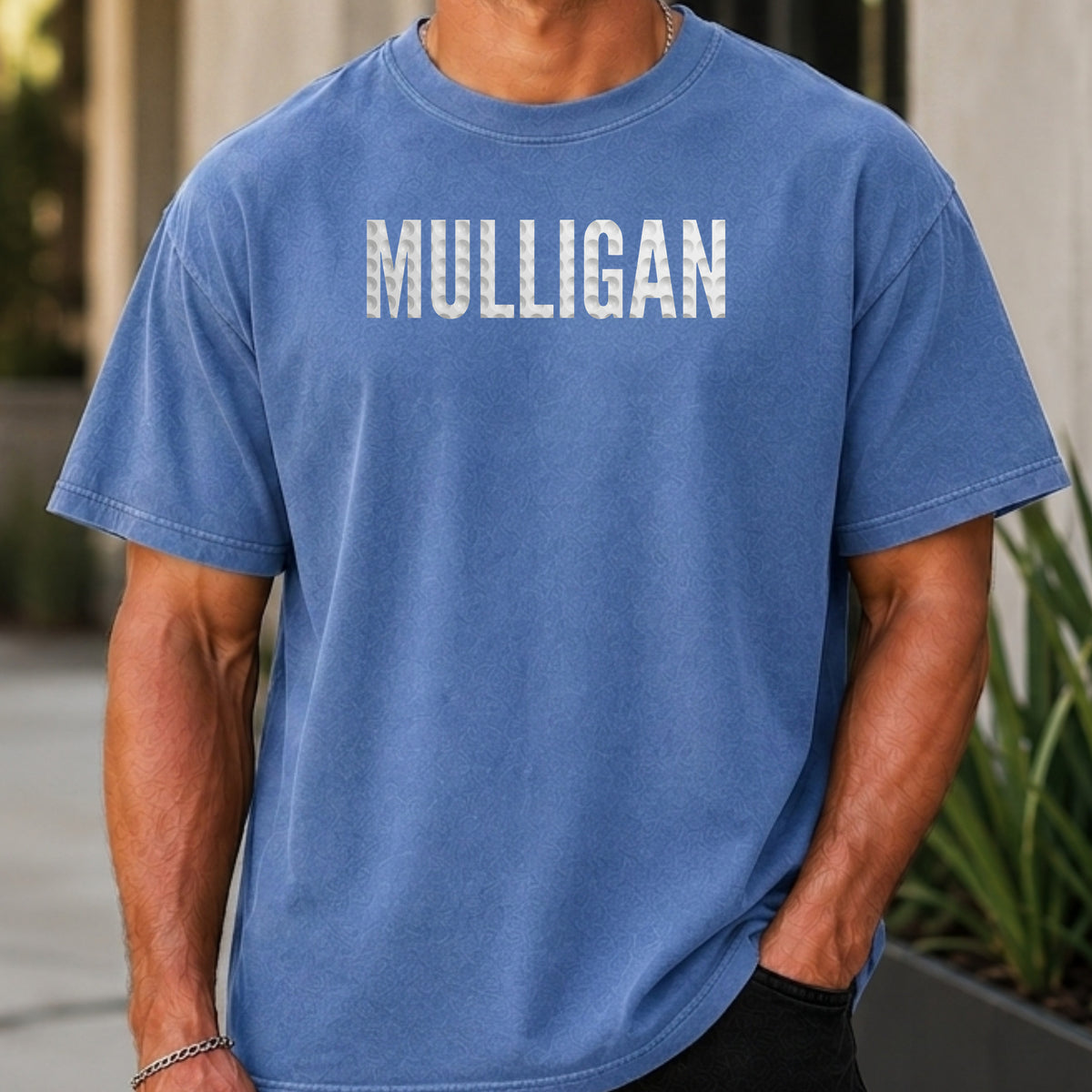 MULLIGAN Dimples Premium Tee worn, Mystic Blue
